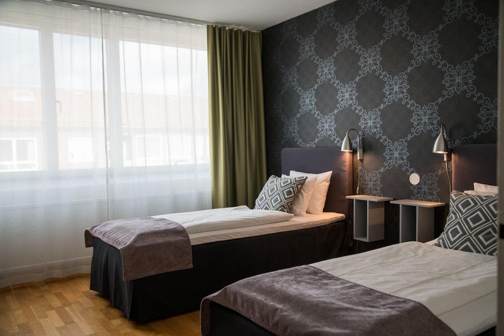 City Central Hotel Orebro By First Hotels Esterno foto